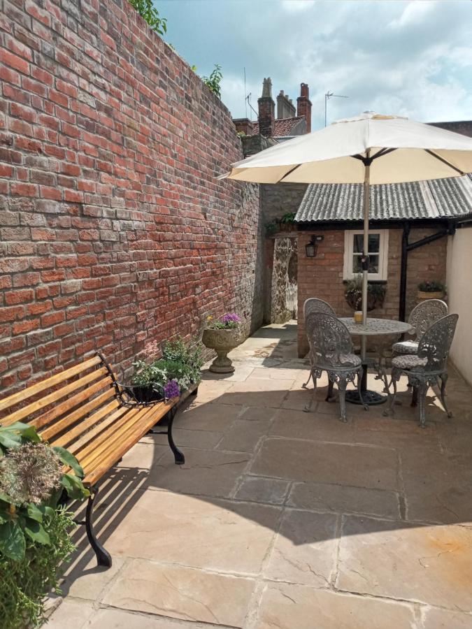 Delighful Self Catering In The Heart Of Glastonbury Exteriör bild