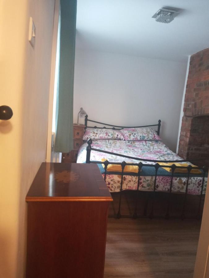 Delighful Self Catering In The Heart Of Glastonbury Exteriör bild